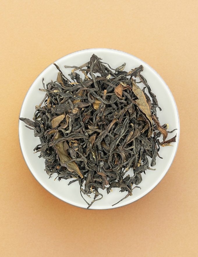 Дун Фан Мэй Жень