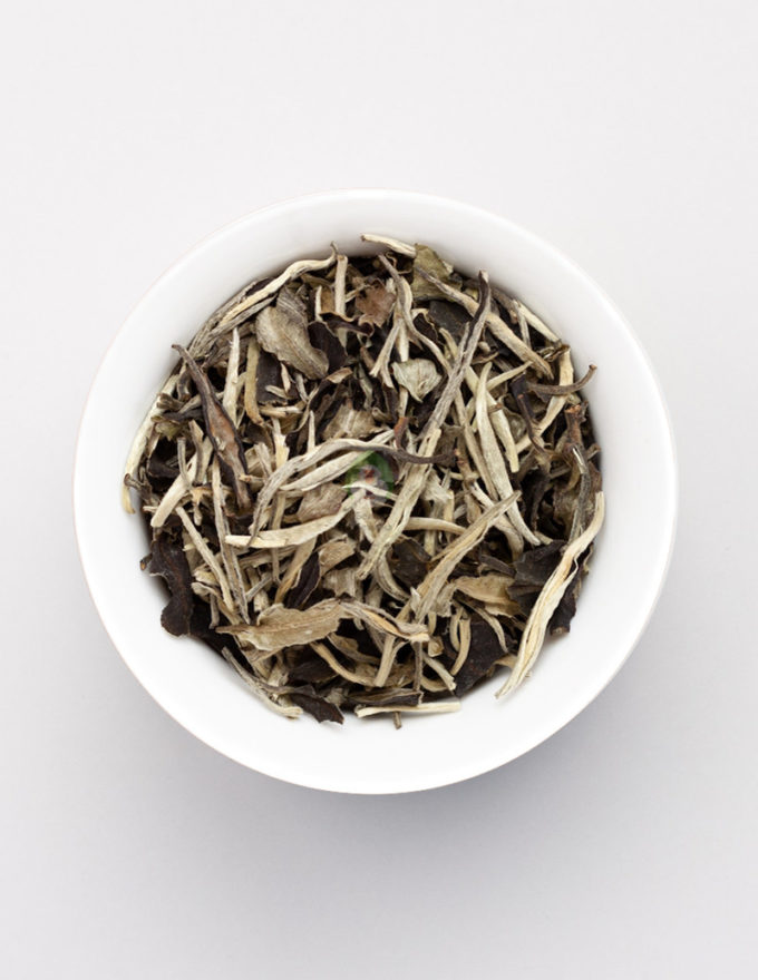 Юэ Гуан Бай