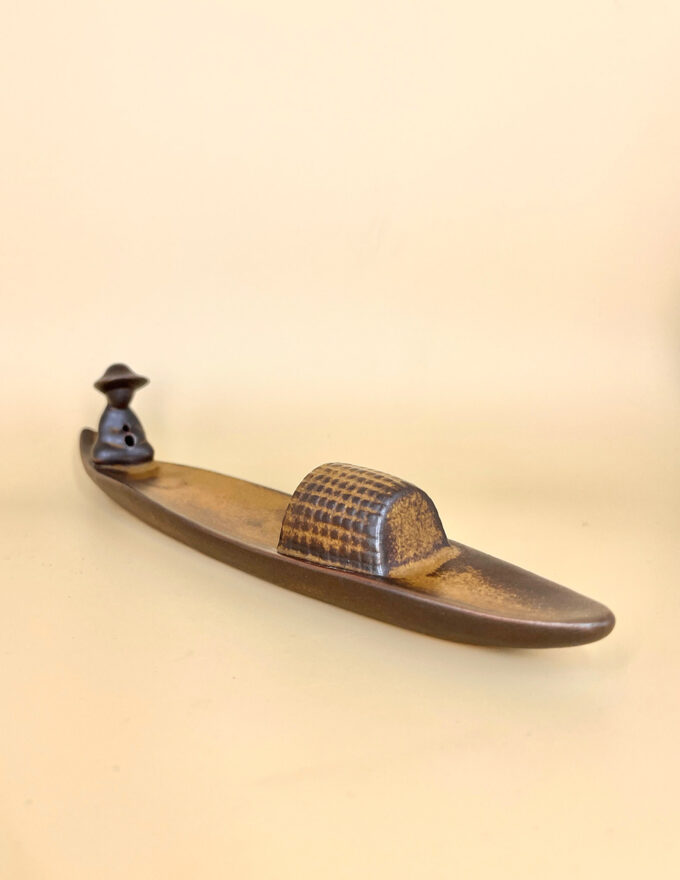 Подставка для благовоний “Рыбак в лодке”