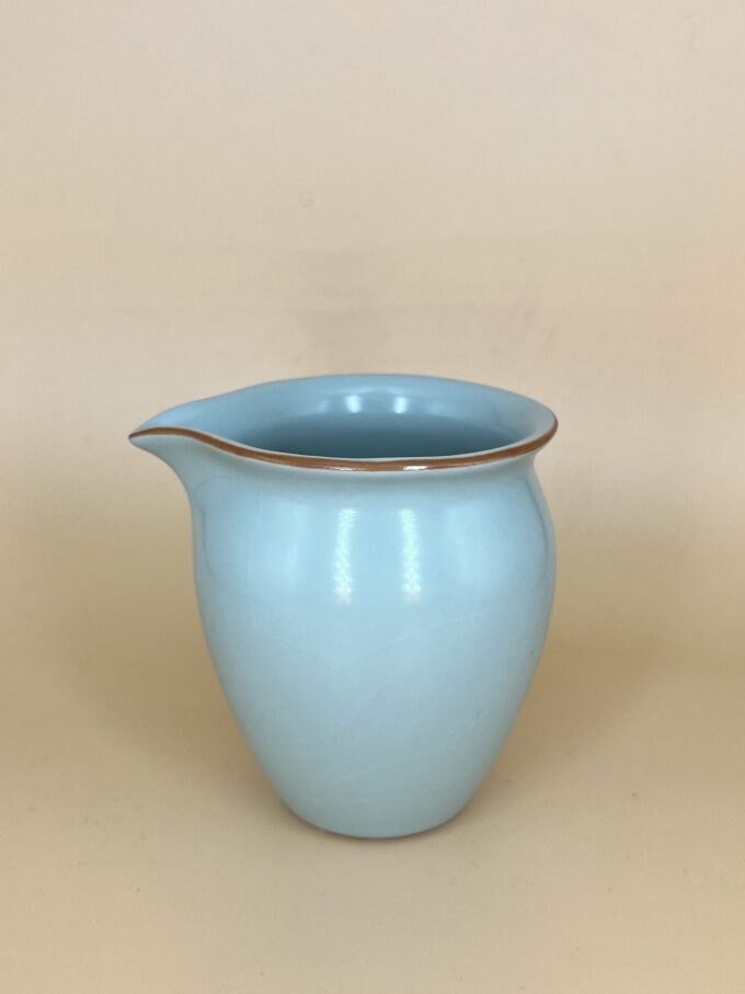 Сливник Жу Яо