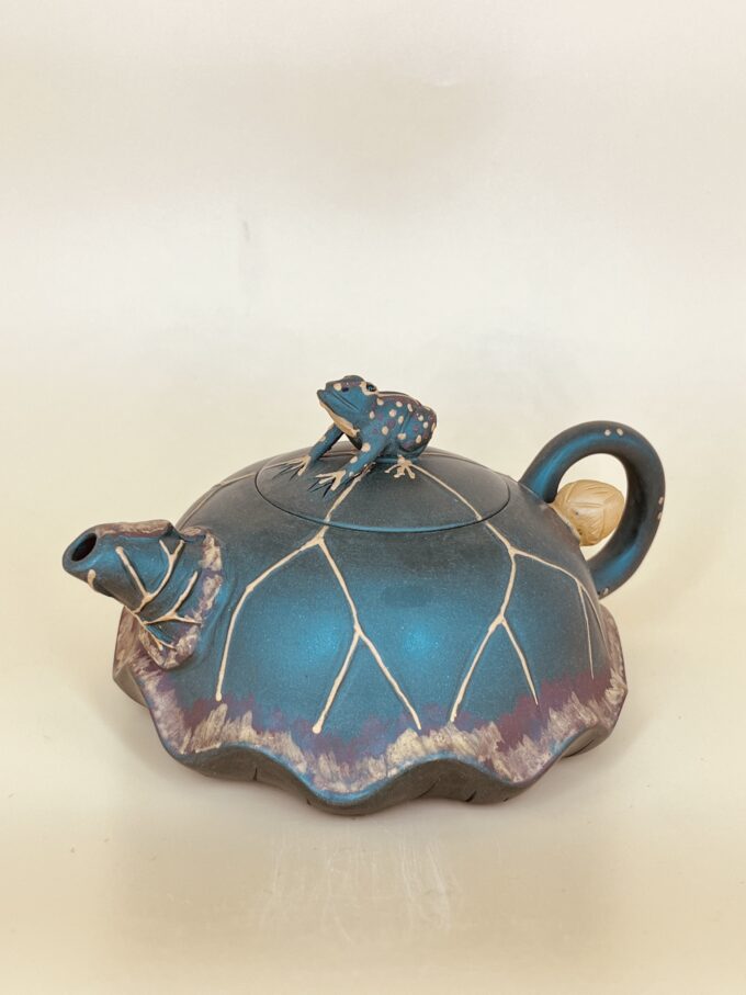 Чайник Лягушка на лотосе исинская глина 300мл