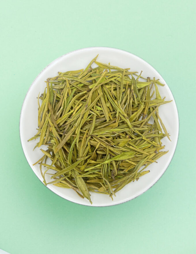 Хуан Цзинь Я