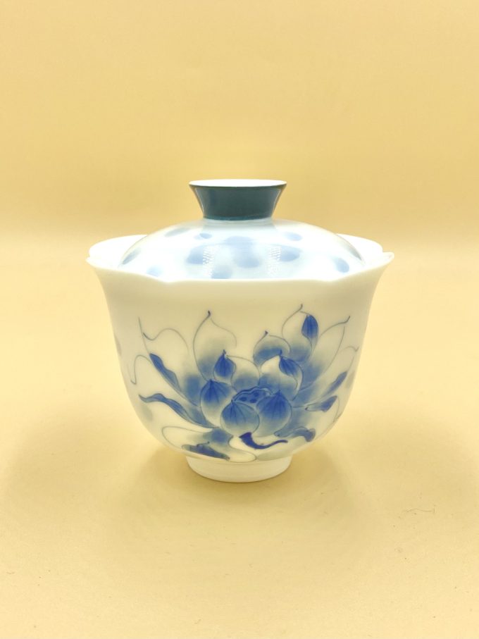 Гайвань белая фарфор с синим лотосом