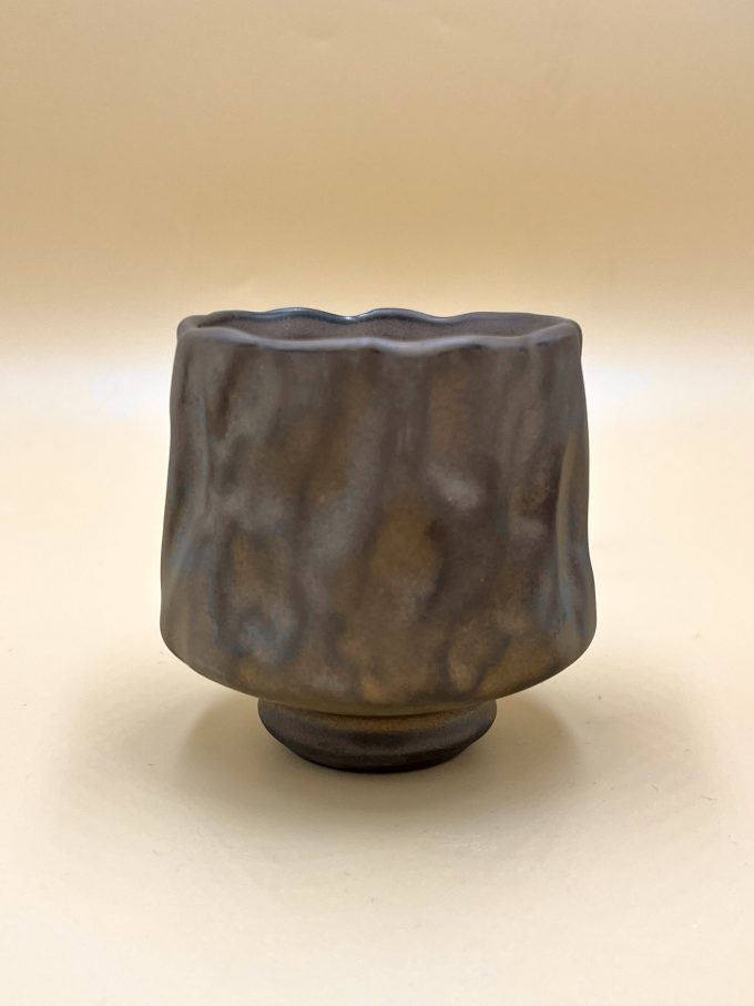 Пиала Дзен-медитации бронзовая мятая на ножке 125 мл.