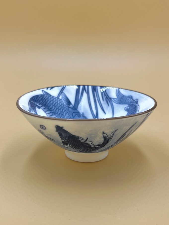 Фарфоровая пиала с карпами 75 мл.