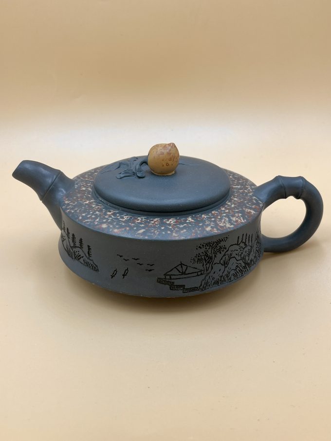 Чайник Сянтао с персиком, синяя исинская глина Люй Ни, 350 мл.