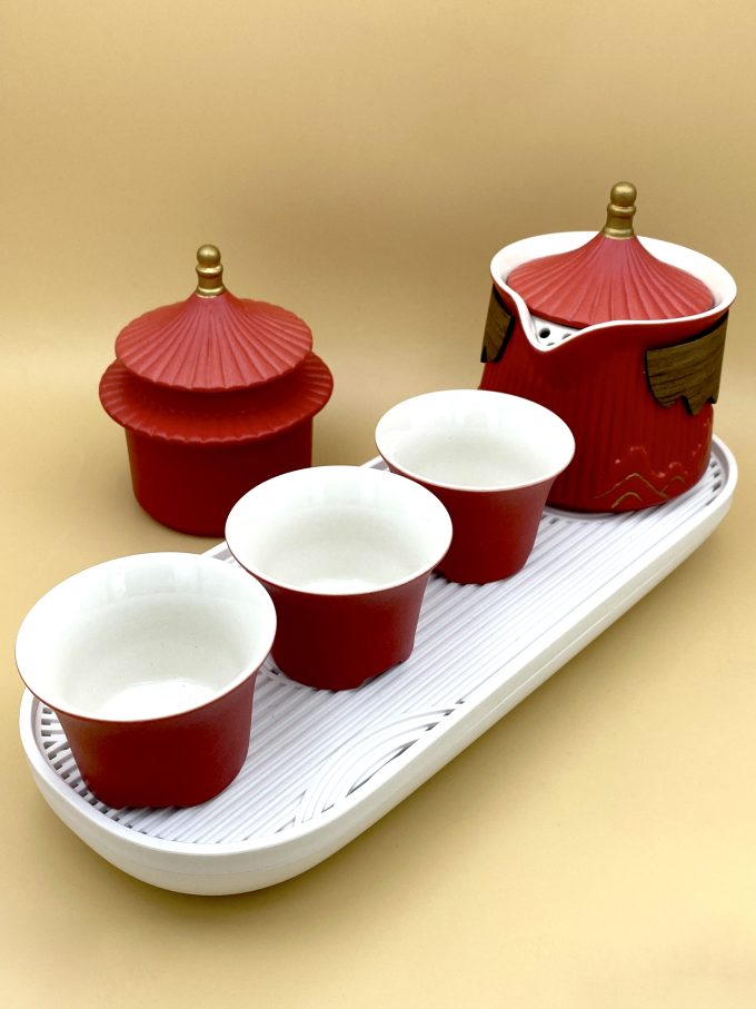 Набор “Храм Неба” красный с белой чабанью