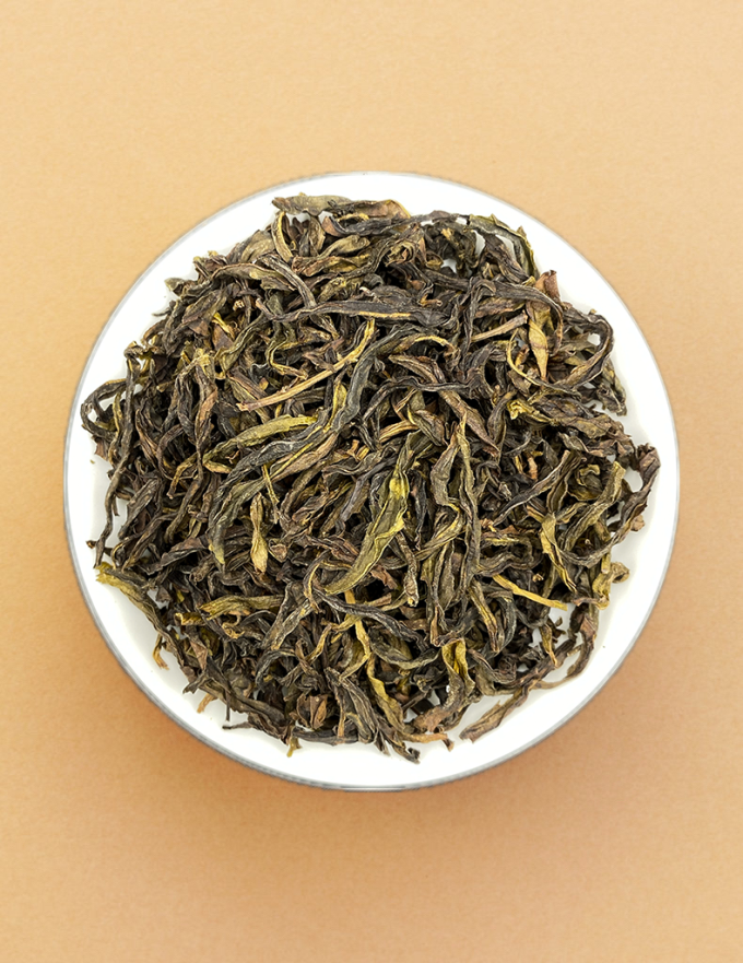 Удун Сун Чжун Дань Цун (с 700-летнего сунского дерева в Удуне)